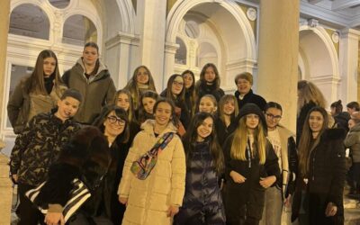 Glazbena mladež u kazalištu na predstavi “Pita moja mama imate li jedno jaje?”