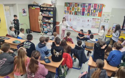 Mala škola anatomije: Učenici 4. d i 4. b istraživali ljudsko tijelo